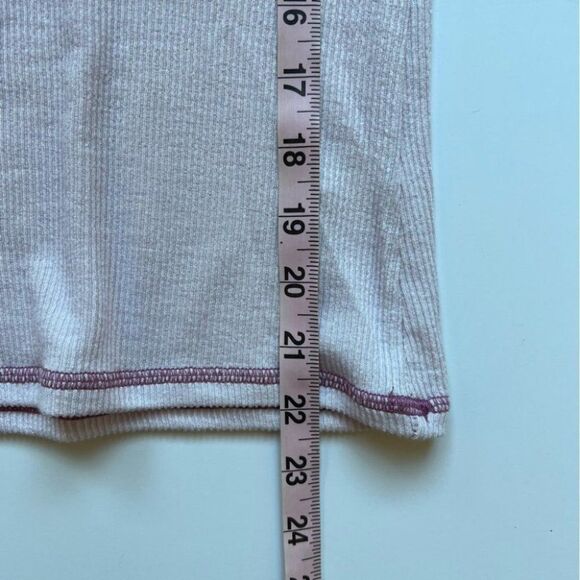 Free People Hi Hon Turtleneck Top In Lilac Size X-Small NWT - Picture 6 of 6